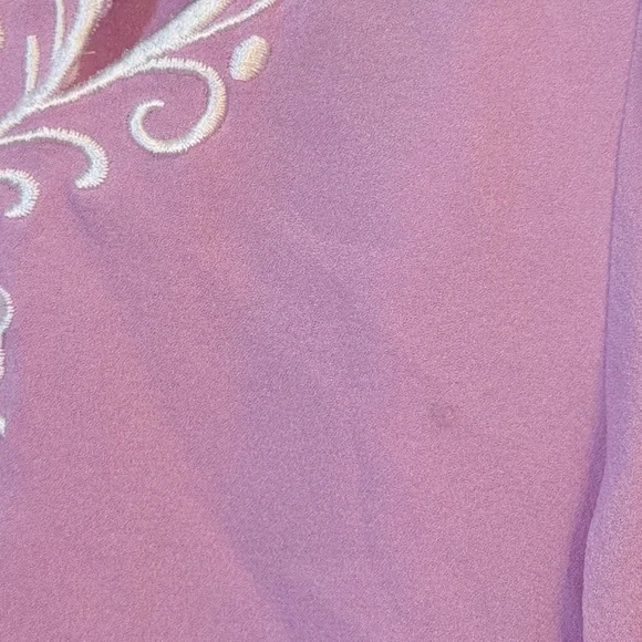 VINTAGE Bob Mackie Pink Blouse with White Embroidered Cut Outs.  Wearable Art AQ - Picture 6 of 8